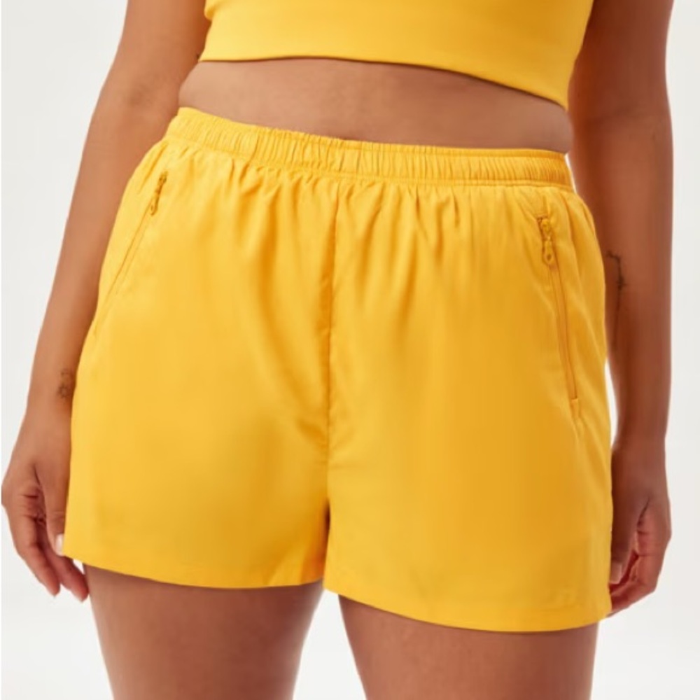 ⚡️SOLD⚡️ girlfriend collective • Citrine Gazelle Shorts